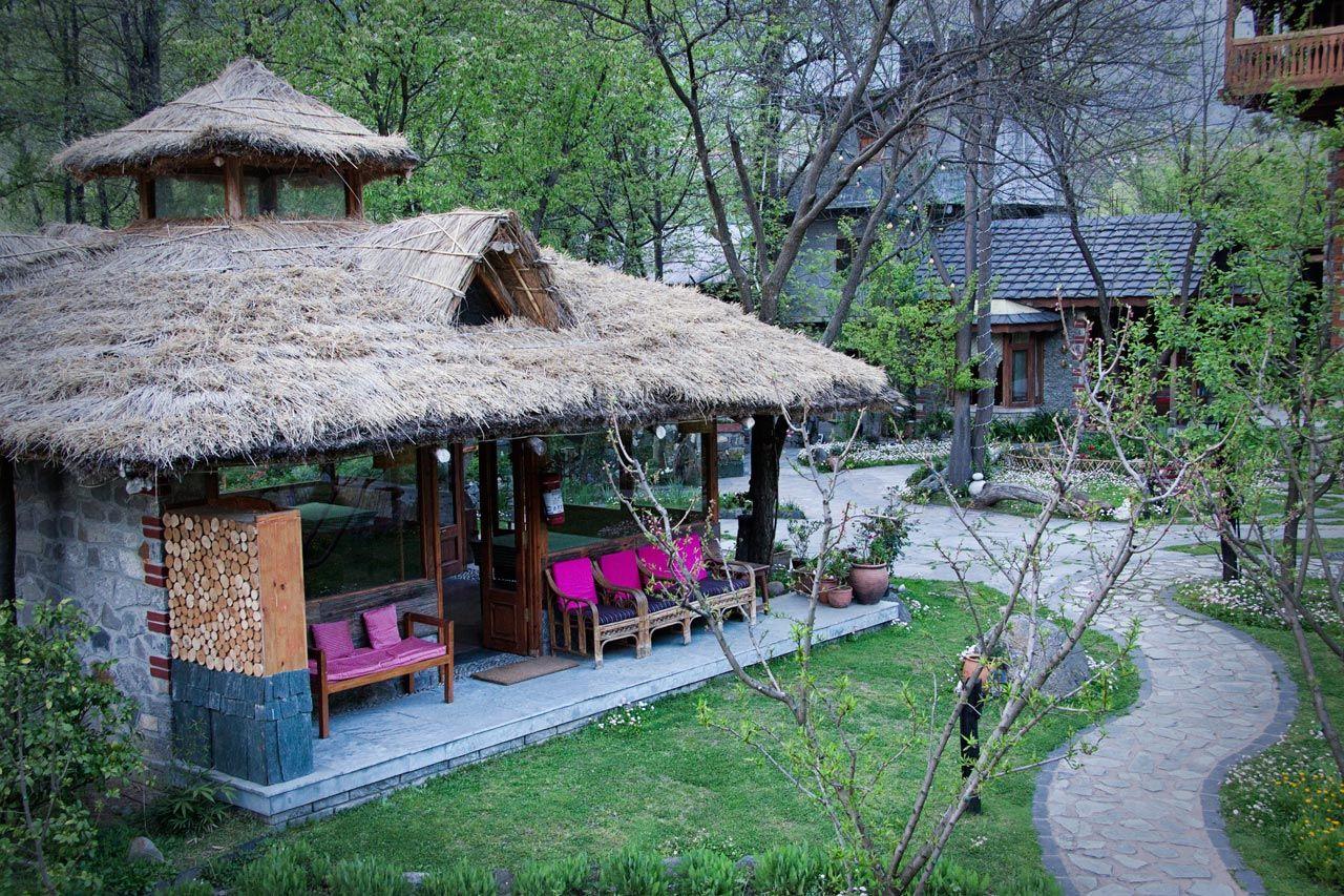 The 6-Day Himalayan Retreat